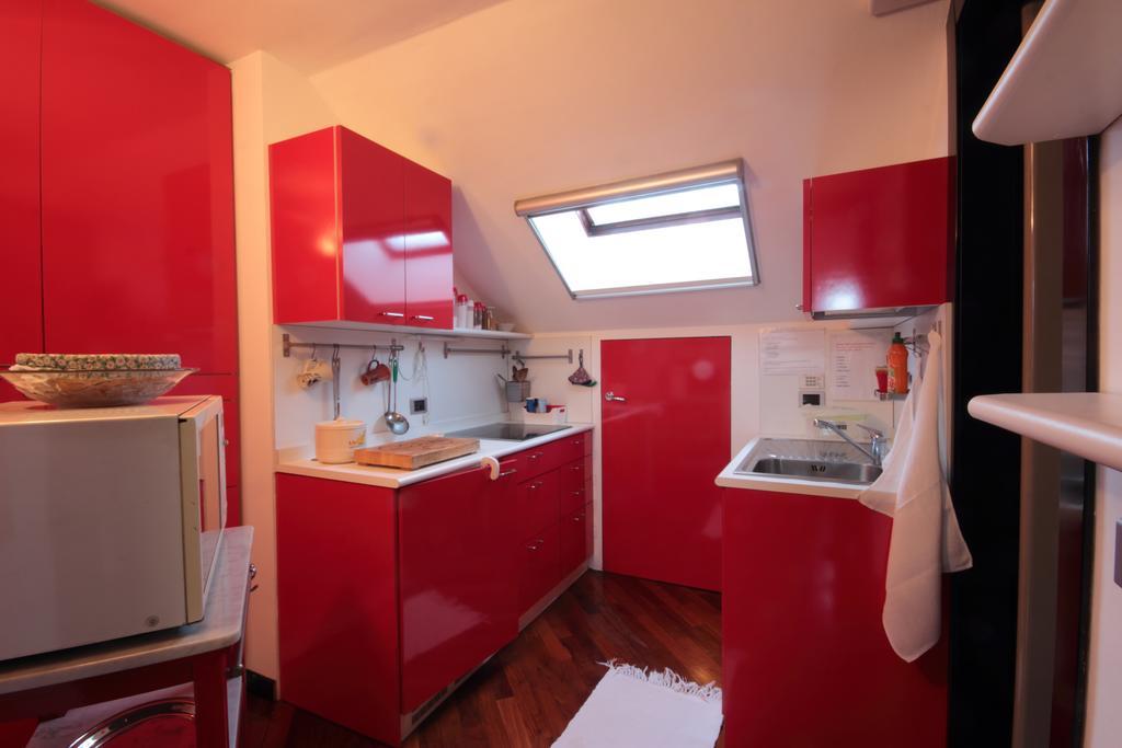 Appartamento Viale Corsica 99 Mailand Exterior foto